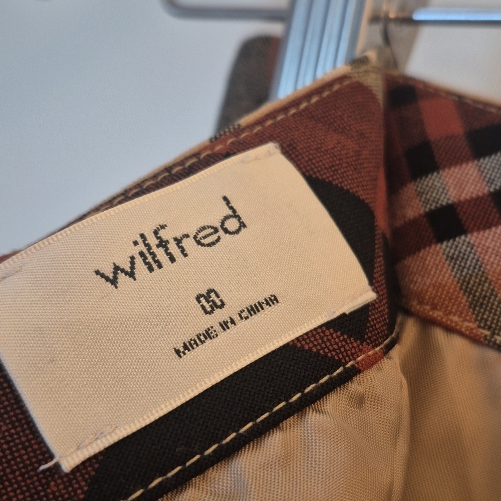NWT Wilfred Aritzia Plaid Mini Skirt Brown Beige Preppy Dark Academia Size 00 - Picture 8 of 11